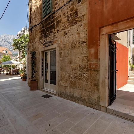 City Center Apartment Dvor Kalalarga Makarska Esterno foto